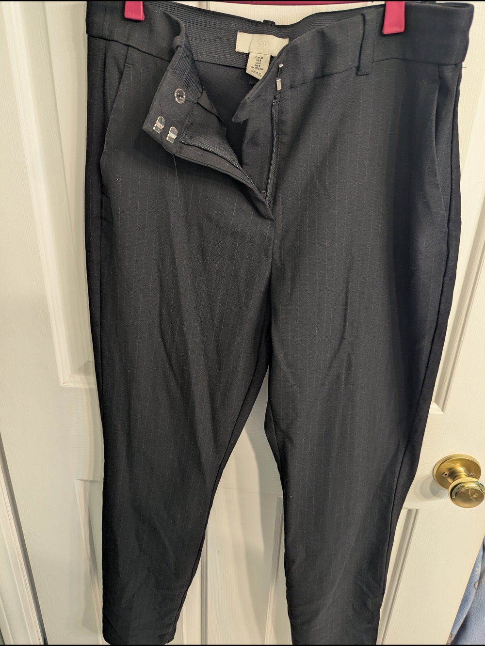 H&M Women's Black Pinstripe Dress Pants - Picture 1 of 2